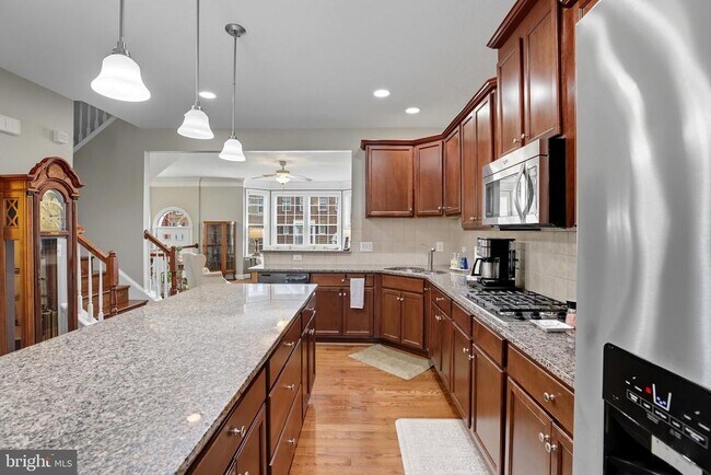 Building Photo - 20218 Center Brook Square