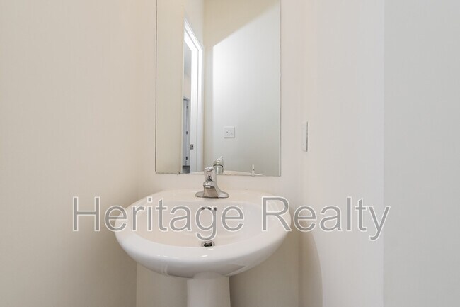 Building Photo - 1005 Curly Top Ln