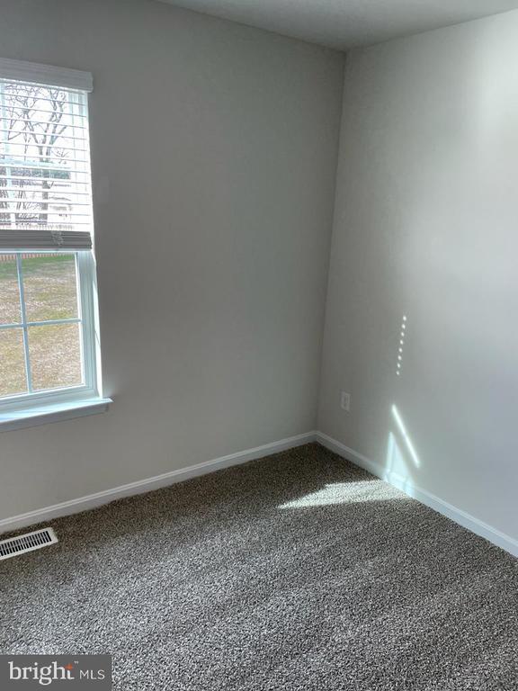 Building Photo - 413 Tevis St