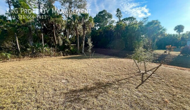 Building Photo - 5029 S Rosebud Cir