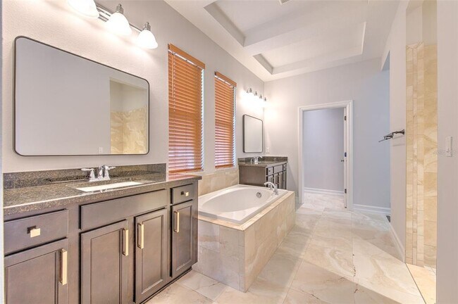 Building Photo - 5943 Jasper Glen Dr