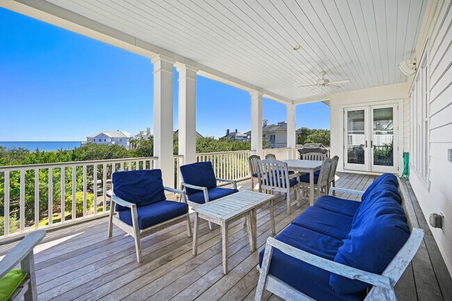 Building Photo - 205 Sea Island Dr