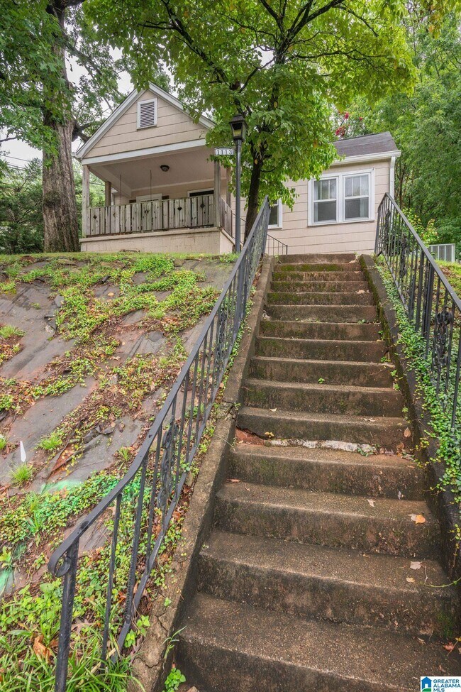 Primary Photo - 1113 Green Springs Ave S