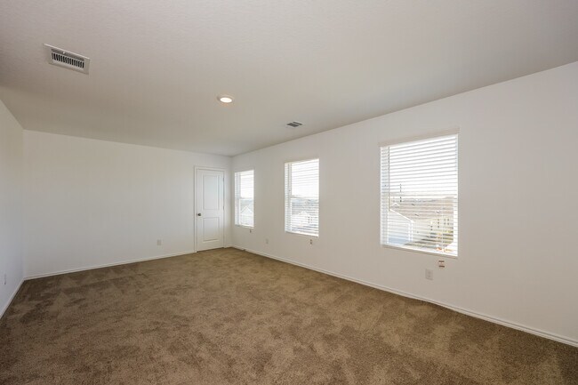 Building Photo - 8182 Nube Medina