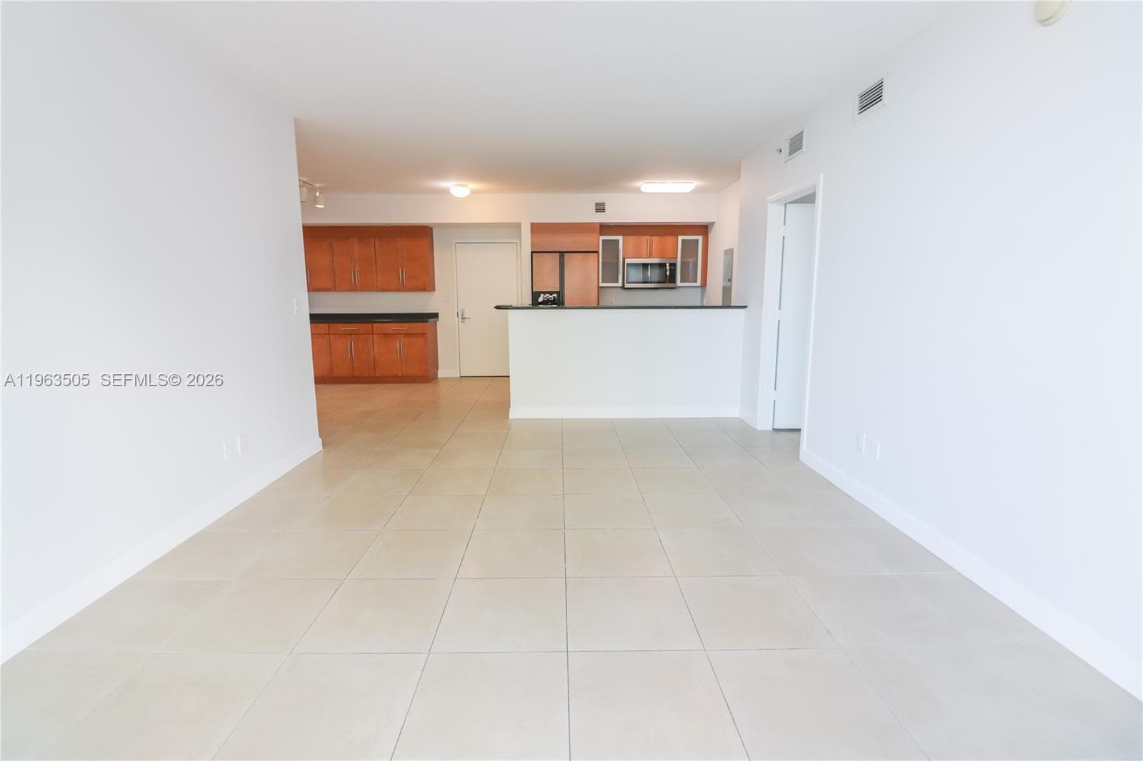 Building Photo - 335 S Biscayne Blvd