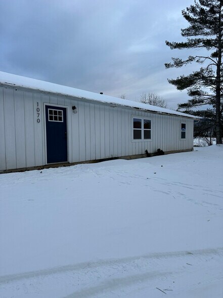 Building Photo - 1070 Lusters Gate Rd