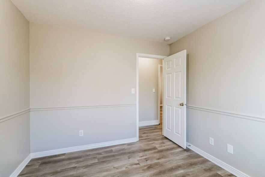 Building Photo - 7477 Mesa Maple Dr