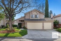 Building Photo - 805 E Buckhill Rd