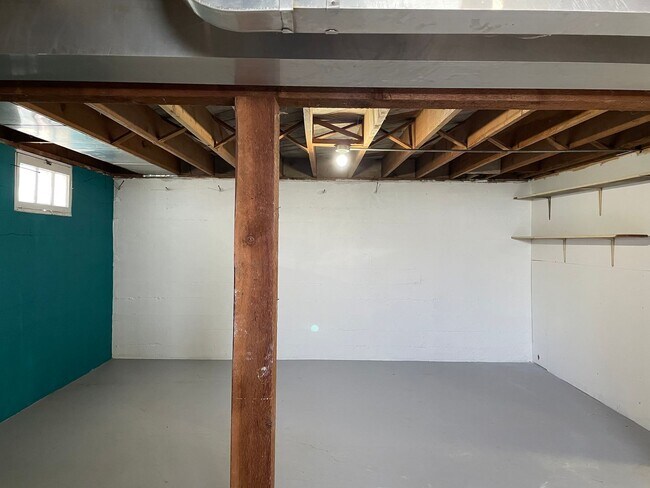 Building Photo - H3309-3311