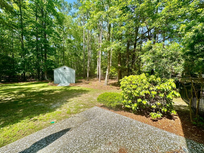 Building Photo - Stunning Four Bedroom Low Country Home in ...