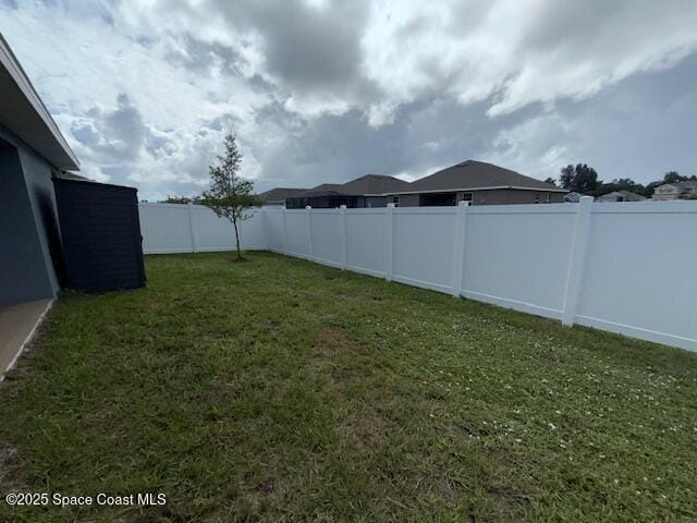 Building Photo - 825 Lantana St
