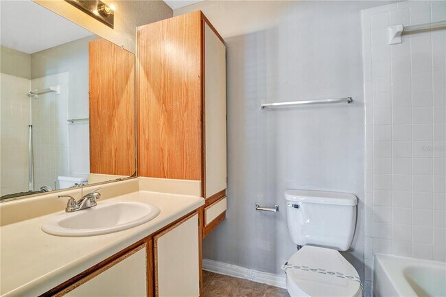 Building Photo - 1081 S Hiawassee Rd