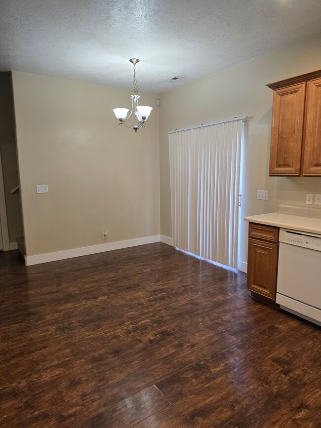 Building Photo - 13463 S Corbin Valley Dr