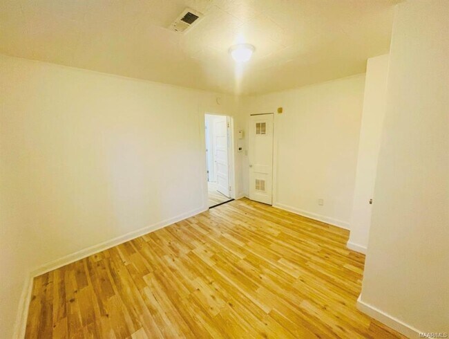 Building Photo - 2507 Palmetto St