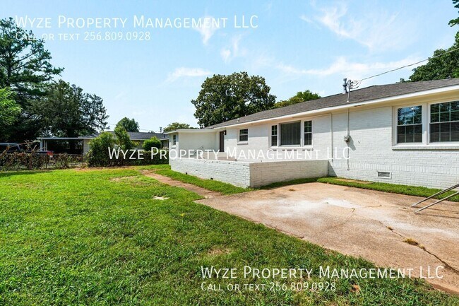 Building Photo - 503 Bob Wallace Ave SW