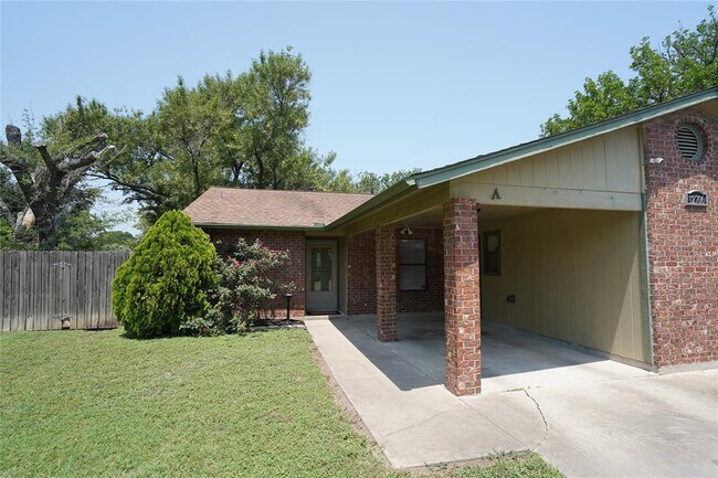 Primary Photo - 12706 Old San Antonio Rd