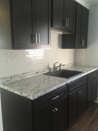 Building Photo - 669 Englewood Avenue