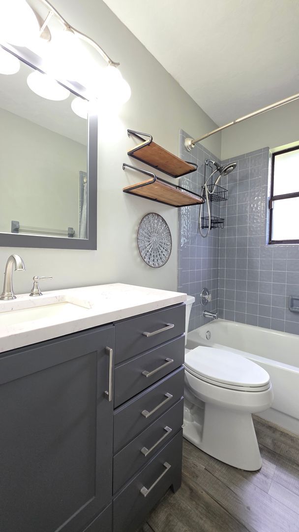 Building Photo - FOR RENT 2 bed 2 bath 1 car garage home.