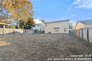 Building Photo - 203 Shadbush St