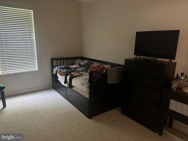 Building Photo - 7505 Redland Park Pl