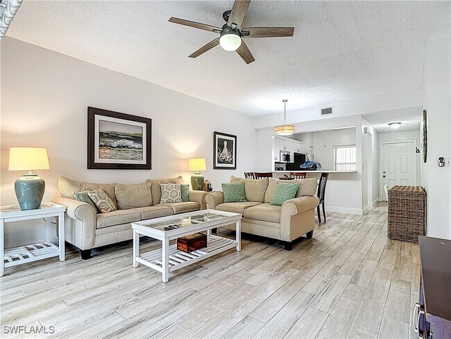 Building Photo - 1044 Woodshire Ln