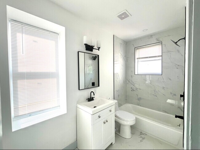 Primary Photo - 1234 N 55th St