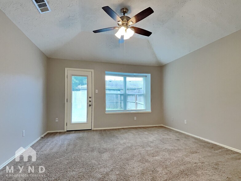 Building Photo - 5407 Cross Valley Dr