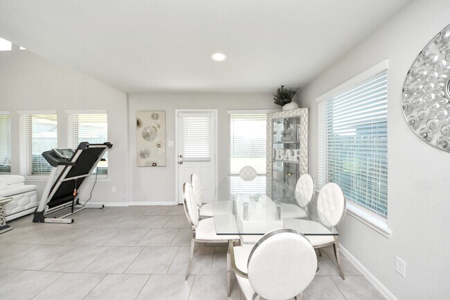 Building Photo - 3514 Windham Way