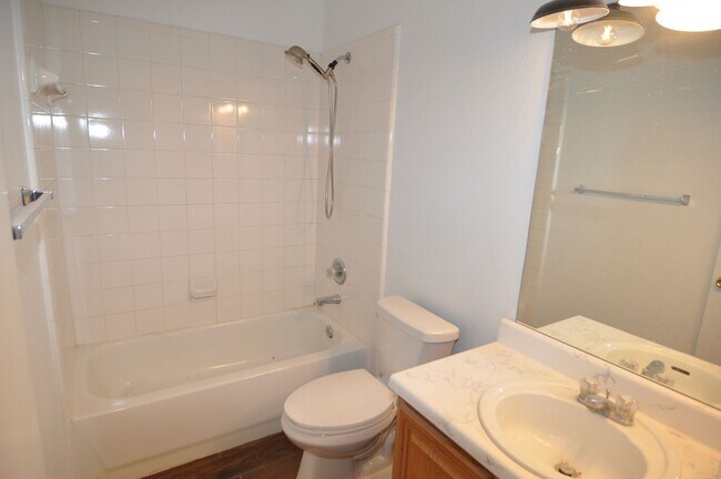 Building Photo - 5709-5711 Shadydell Drive