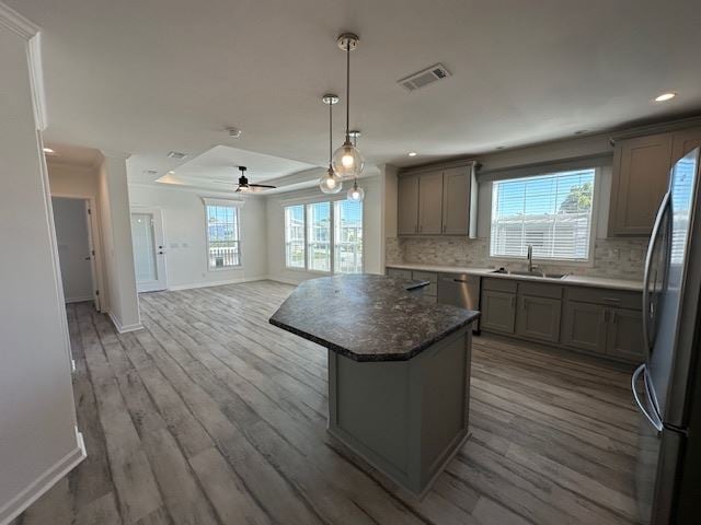 Building Photo - 928 Bonaire Ave W