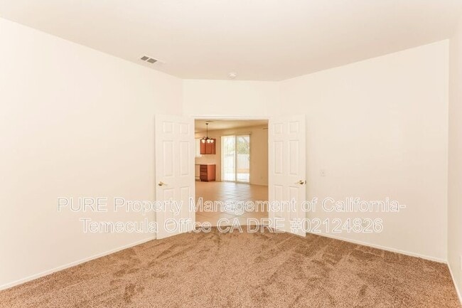Building Photo - 33002 Monte Dr