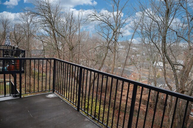 Balcony with great view - 4821 28th St S