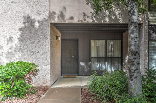 Building Photo - 886 W Galveston St