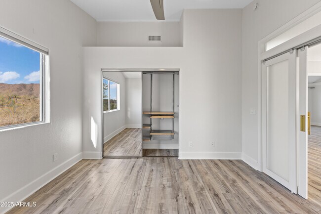 Building Photo - 11089 N 130th Pl