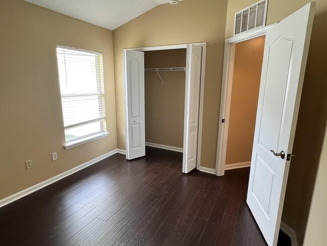 Building Photo - 4078 Pebble Brooke Circle South