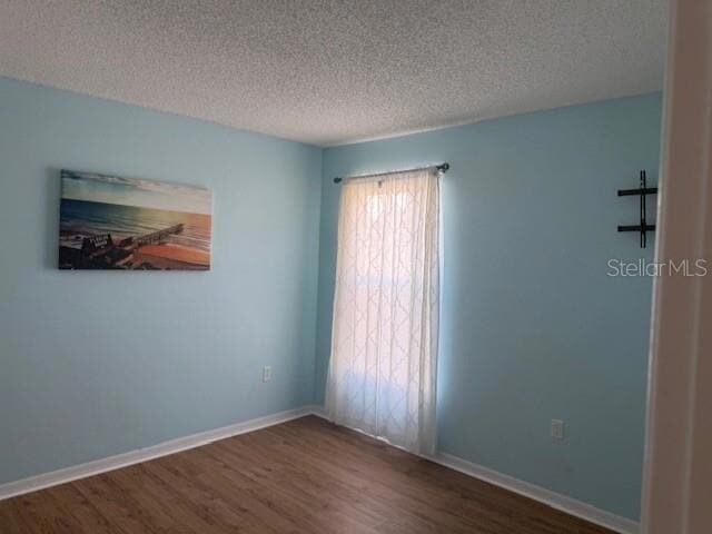 Building Photo - 41 Pershing Ln