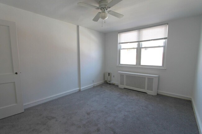 Building Photo - 6711 S Pleasant Pl