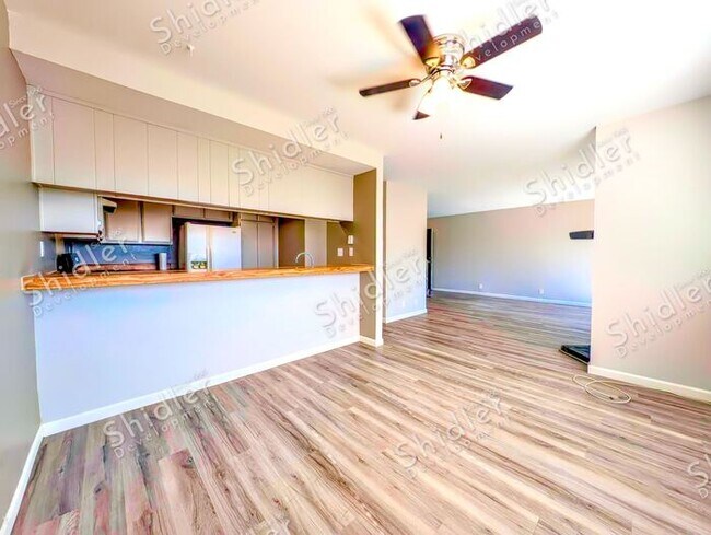 Building Photo - 1991 Central Ave