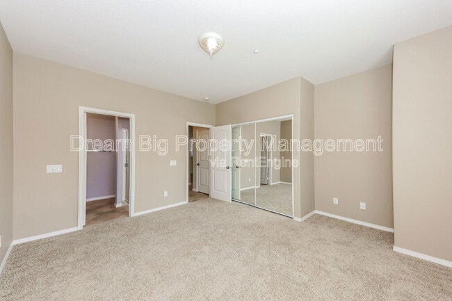 Building Photo - 4822 Brookside Ave