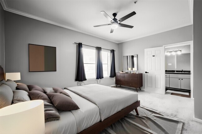 Primary Photo - 17 Waugh Dr