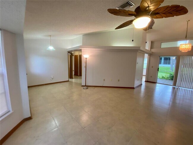 Building Photo - 8201 Rhanbuoy Rd