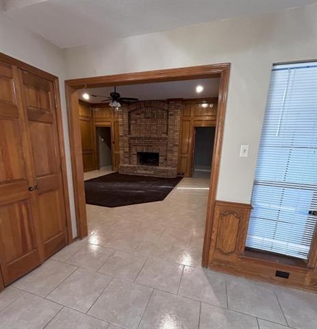 Building Photo - 857 Clearwater Dr