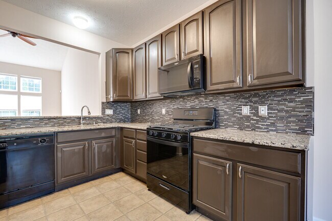Building Photo - 2652 Harrison Ln