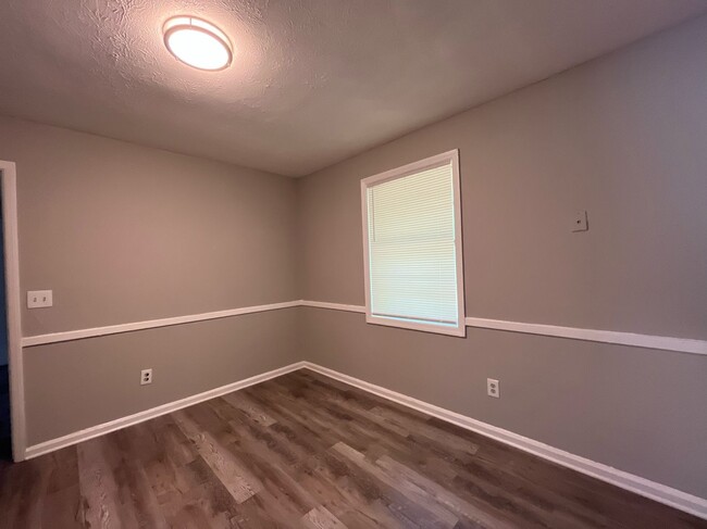 Building Photo - 2300 Welch Dr