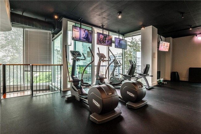 Building Photo - 3324 Peachtree Rd NE