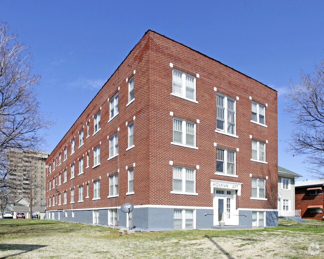Hickman Apartments 915 E Elm St Springfield MO 65806 Apartment Finder