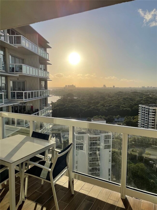 Building Photo - 2451 Brickell Ave