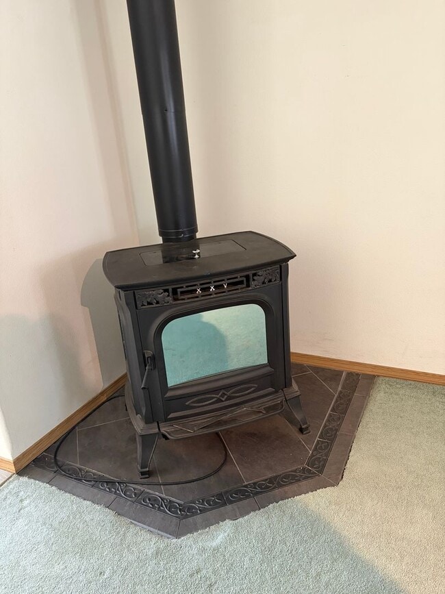 Building Photo - Ranch Style Home in Carlton