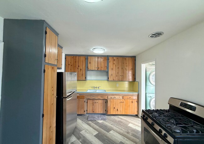 Building Photo - 4623-25 Mississippi St