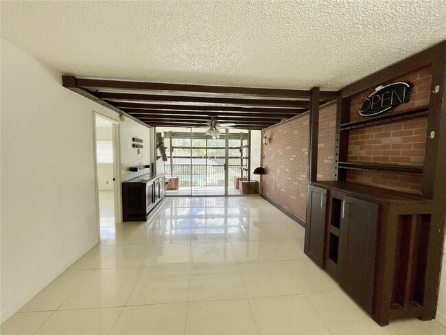 Building Photo - 5090 SW 64th Ave